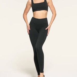 SKIMS Outdoor Legging